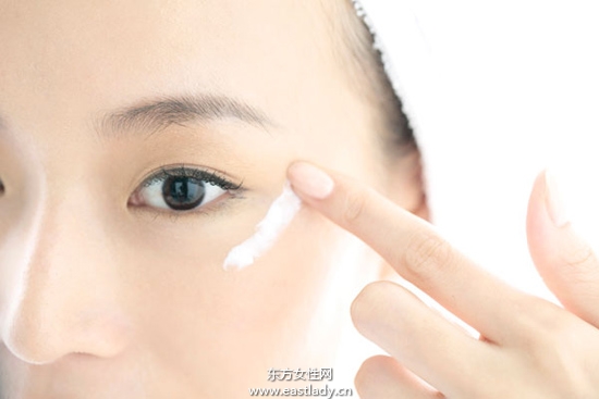 裸妝需要哪些化妝品 簡(jiǎn)單五步驟讓你輕松學(xué)會(huì)