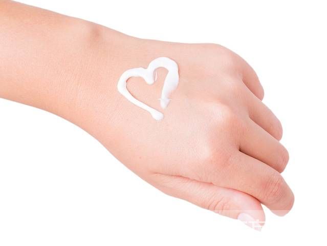 護(hù)手霜可以擦臉嗎 最好用的護(hù)手霜排行榜推薦