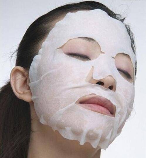 面膜多長(zhǎng)時(shí)間做一次 不同功效的面膜時(shí)間表