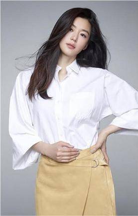  藍色海洋 唯美開播 全女神實力詮釋凍齡 歐尼