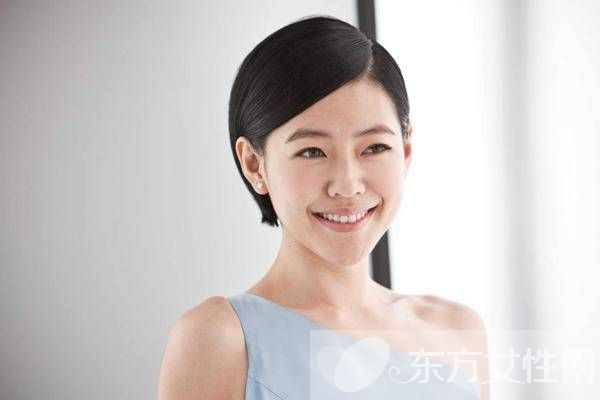 小心這些 手賤 行為 揉眼睛最易造成眼部衰老