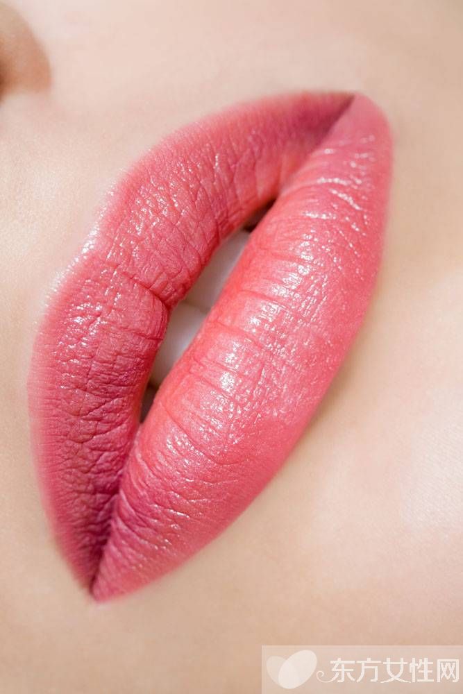 如何保養(yǎng)唇部 唇部護理應(yīng)這樣做