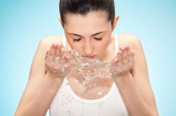 用醋洗臉好嗎 日常生活中如何正確洗臉方法推薦