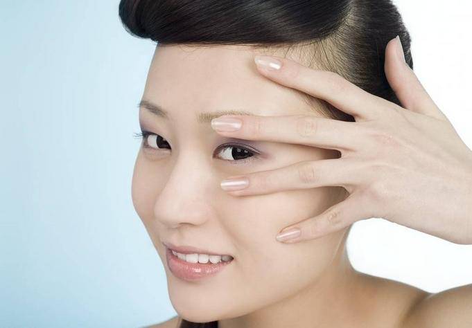 想要拯救黑眼圈 這5個NG動作必須要叫停