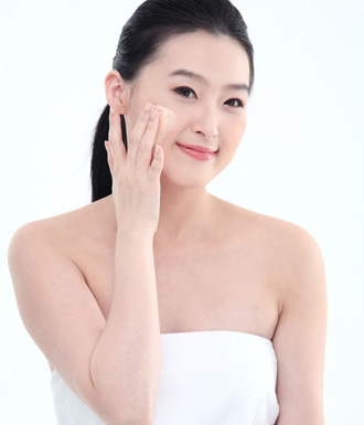 收斂水有什么作用 收斂水與爽膚水的區(qū)別