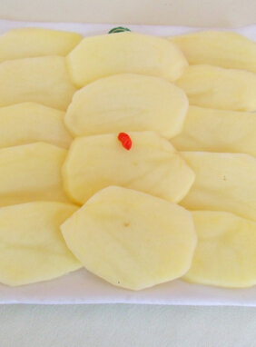 黑眼圈怎么去除 7種方法去除黑眼圈