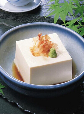 怎樣自制美白面膜 4種自制豆腐美白面膜