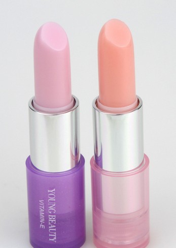 唇部化妝 完美唇妝diy女人必不可少的 武器