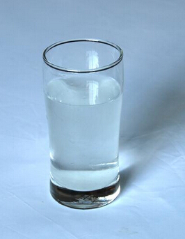 排毒養(yǎng)顏 早晨一杯白開水排毒養(yǎng)顏美容