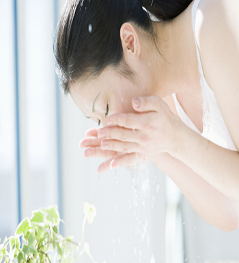 毛孔粗大怎么辦  收縮毛孔光滑肌膚小妙招