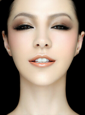 黑眼圈怎么辦 化妝遮蓋黑眼圈的技巧