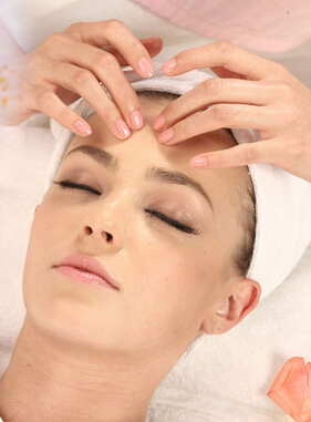 毛孔粗大怎么辦 明星支招打造 零毛孔