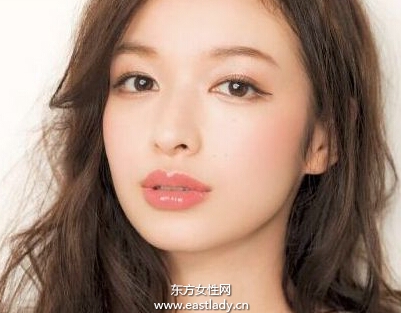 小技巧搞定鼻尖上的脫皮