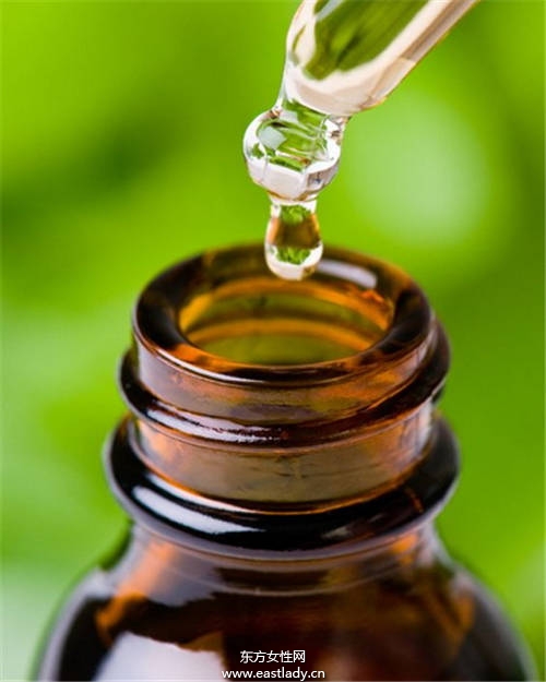 夏天背上長痘痘好煩惱 5個抗痘經(jīng)驗大公開