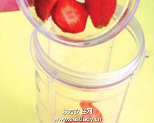 自制燕麥草莓面膜