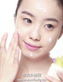 掌握防曬細(xì)節(jié)不給肌膚留死角