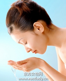 應(yīng)該遵守的正確洗臉順序