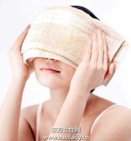 選擇潔面化妝品要注意兩點(diǎn)