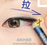 錯(cuò)誤化妝習(xí)慣讓皺紋爬滿臉