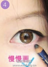 錯(cuò)誤化妝習(xí)慣讓皺紋爬滿臉