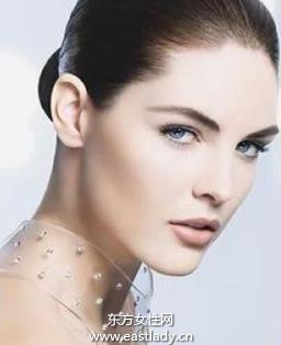 炎炎夏日用好你的控油爽膚水