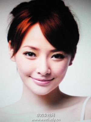 睡前眼部保養(yǎng)能有效去眼袋