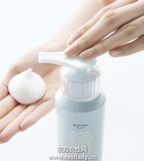 根據(jù)肌膚情況挑選洗面乳