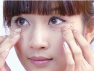 眼霜的正確涂抹步驟