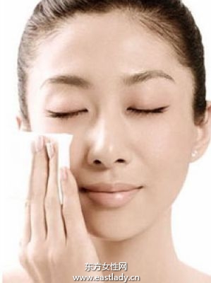 日間皮膚美白保養(yǎng)遠離黑色素