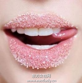 拯救唇部干燥的5個(gè)小秘訣