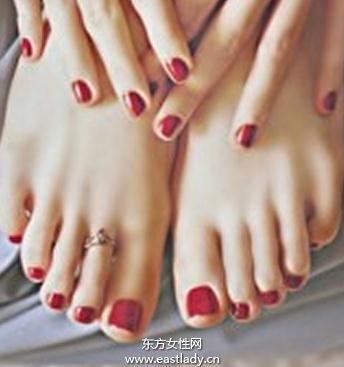 足部保濕應(yīng)注意三細(xì)節(jié)