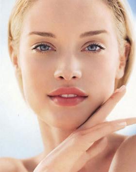 消除鼻部黑頭的護(hù)理方法