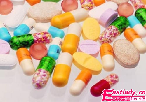 均衡飲食搭配復合維生素片可抗衰老