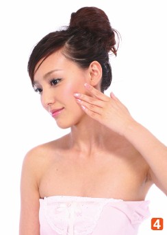 護(hù)膚四步驟 預(yù)防皮膚老化