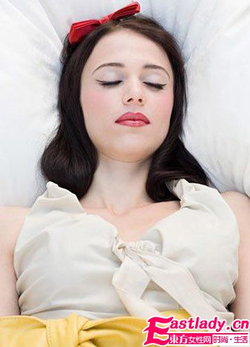 睡好美容覺 遠(yuǎn)離煩人小痘痘