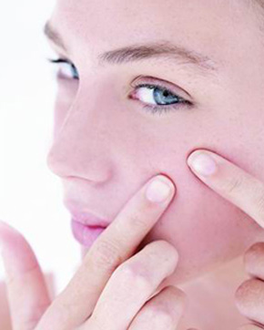 祛痘從細(xì)節(jié)學(xué)起讓肌膚回復(fù)細(xì)致健康