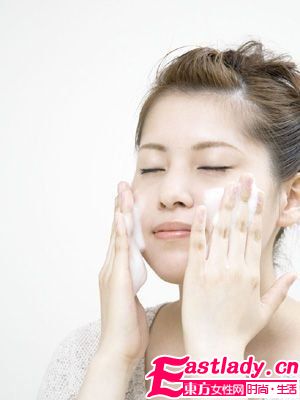 學(xué)會辨別真?zhèn)?小心護(hù)膚品里有 偽君子