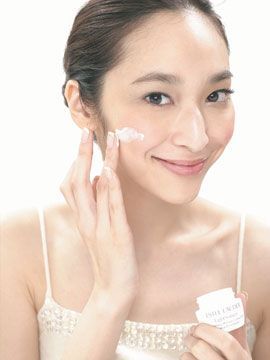 美護(hù)不能亂補(bǔ)水 小心越補(bǔ)越差