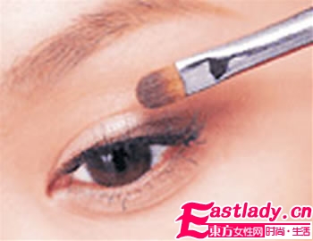 雙眼皮貼要怎么貼才好看