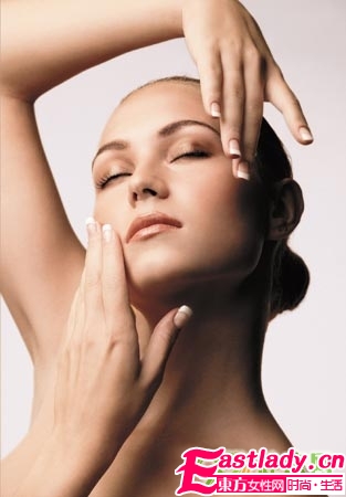 按摩 輕松按掉臉部小皺紋