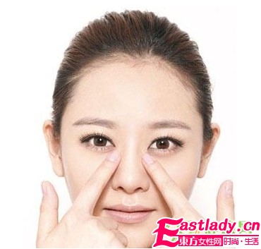 8個(gè)妙招去除晨起浮腫臉