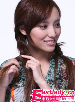 DIY麻花辮盤發(fā) 打造異域女人風情