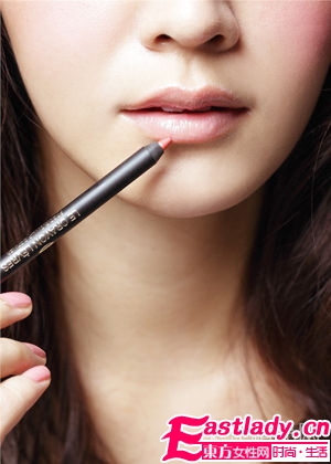 男人最愛的唇妝怎么畫