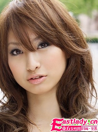 不同年齡女人的最佳時(shí)尚發(fā)型