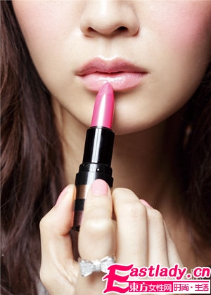 男人最愛的唇妝怎么畫