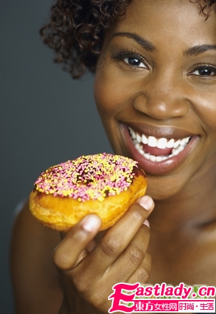 女人吃太飽會加速衰老