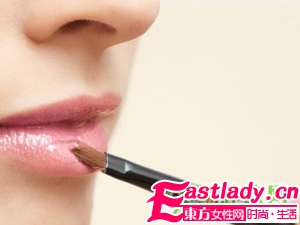 春季護唇 讓雙唇水潤性感