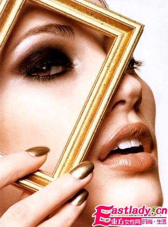 3大強(qiáng)效眼部除皺法