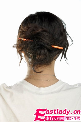 用鉛筆盤發(fā)的方法 簡單實(shí)用