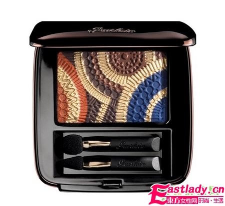 8款絕美限量版彩妝盤